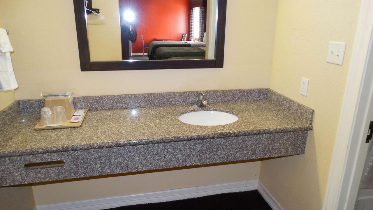 Motel 6 Houston, Tx - Willowbrook Mall 外观 照片